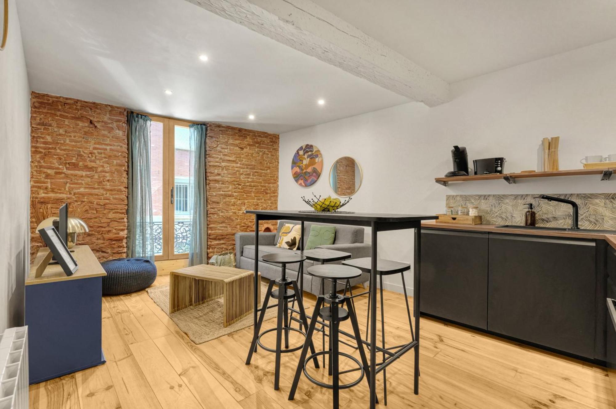 Le Caraman Boheme - Confort A Deux Pas Du Metro Apartamento